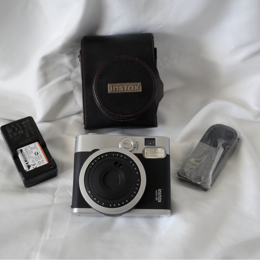 Fujifilm Instax Mini 90 Classic Instant Film Camera